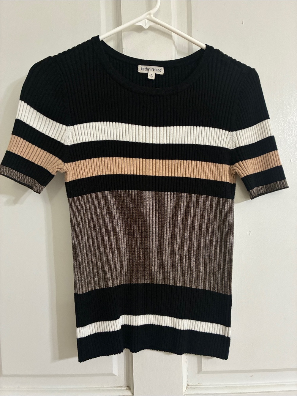 kathy ireland Black, White, Beige Striped Ribbed Knit Top